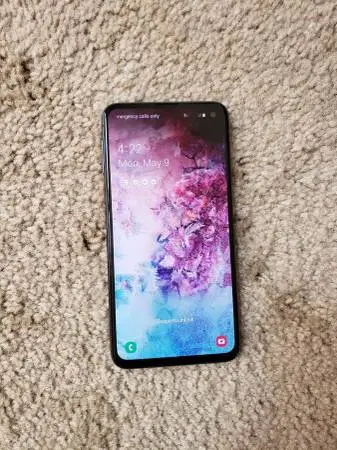 128GB Excellent Samsung Galaxy s10e - Unlocked GSM t-Mobile cell phone