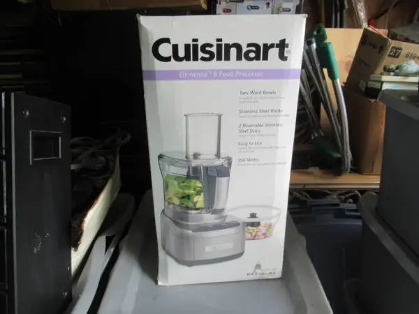 CUISINART FOOD PROCESSOR NEW