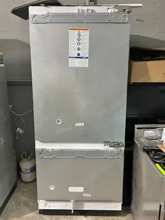 Thermador Freedom T36IB905SP Panel Ready Built-In Refrigerator 36 Inch