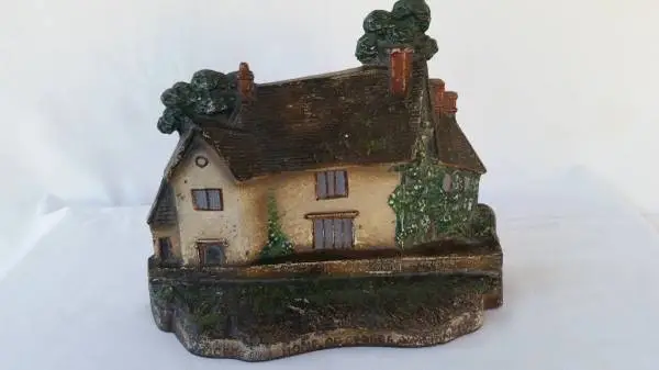 GEORGE WASHINGTONS Ancestral Home -Cast Iron DOORSTOP Sulgrave Manor
