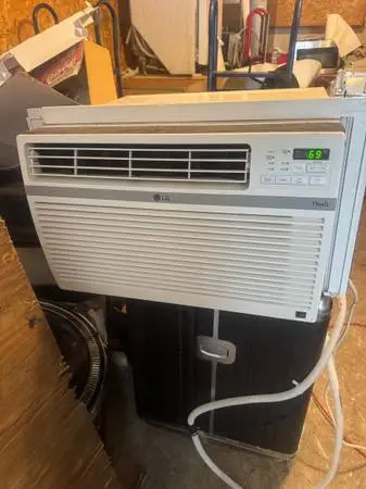 window air condition 10,000 btu with curtain