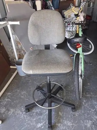 drafting adjustable chair
