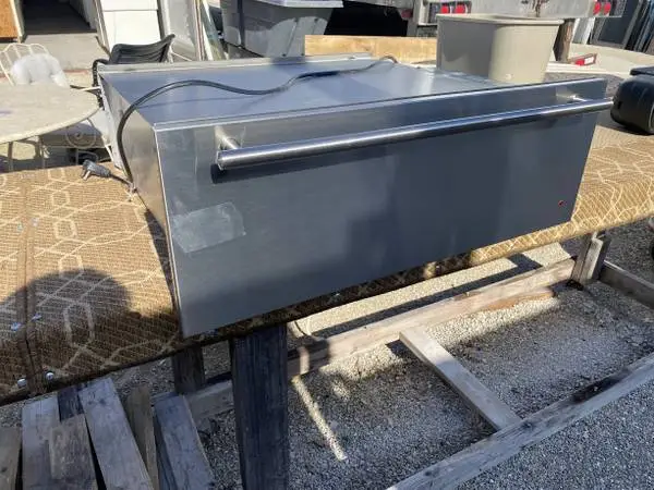 SS GE Monogram Warming Drawer 1.9 Cu Ft Model #ZTD910SF4SS Used