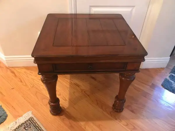 Hooker Furniture Living Room Charleston One-Drawer End Table