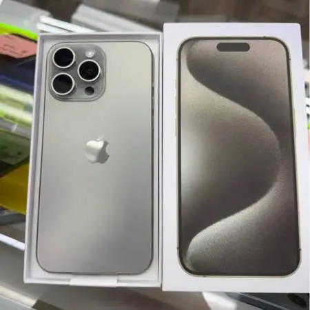 IPhone 15 pro max Unlocked 5G