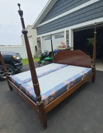 Harden king size four poster bed frame and box springs