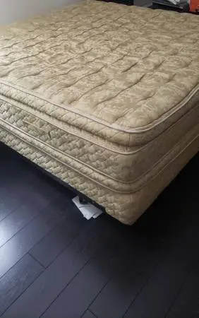 Mattress kings double-sided pillow top contesto