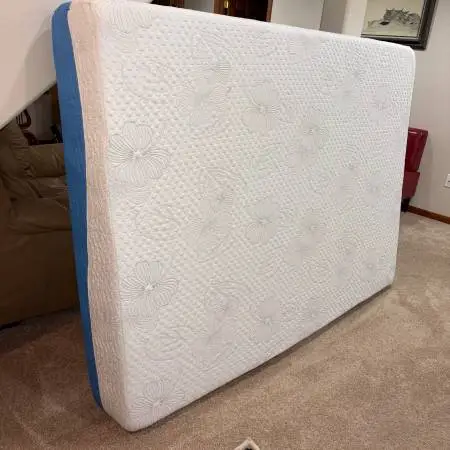 Full mattress