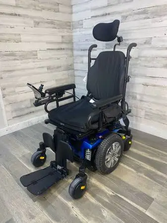 Quantum J4E mobility wheel chair- delivery available