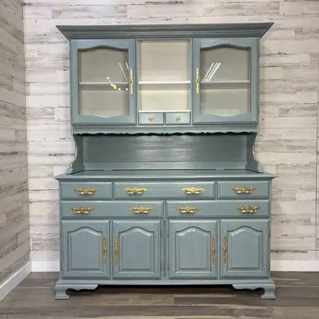 2pc Flint Ridge China Hutch *delivery available*