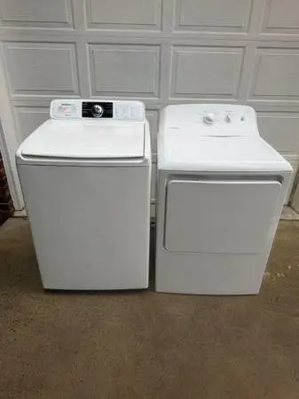 **SAMSUNG WASHER AND HOTPOINT DRYER!!**