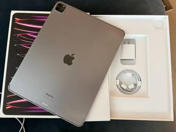iPad Pro 12.9” M2 512GB Cellular Magic keyboard Apple Pencil