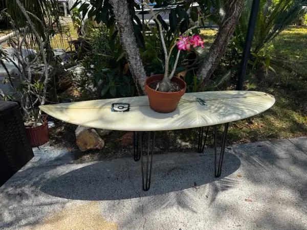 Surfboard table
