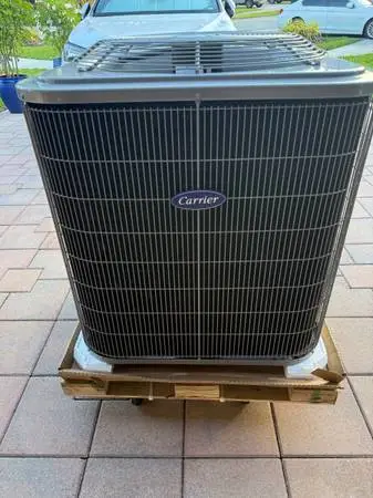 Carrier air conditioning condenser unit 4 ton with R410-a 3 phase 460v