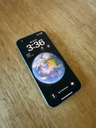 iPhone 15 pro 128gb unlocked - natural titanium
