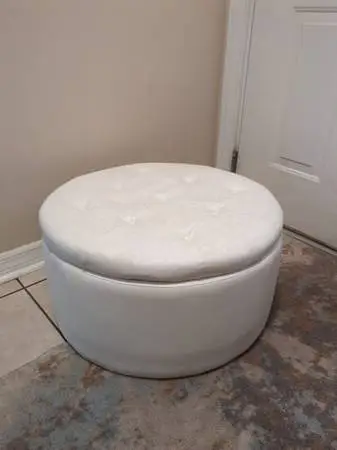 Round seat foot rest table ottoman with hidden storage