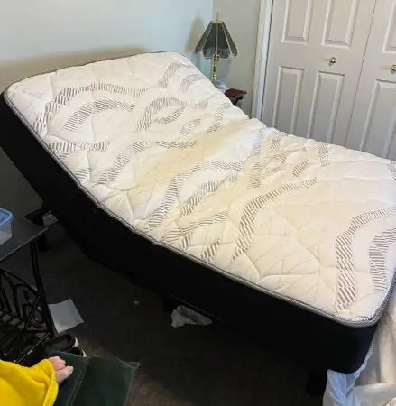 Adjustable bed