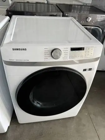 Like new Samsung dryer electric large capacity works