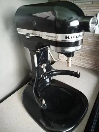 KitchenAid Professional 5 mixer
