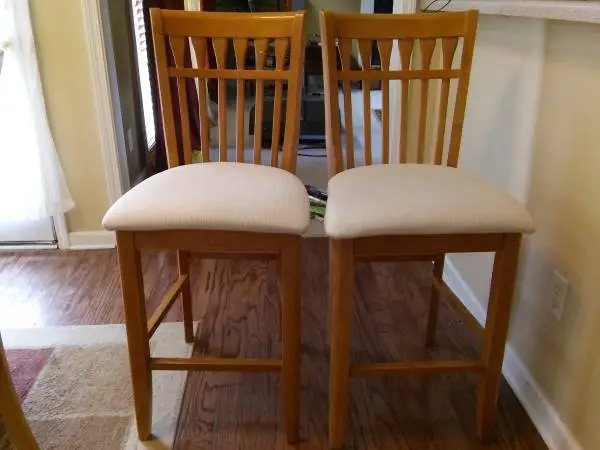 Wood Back High Stools