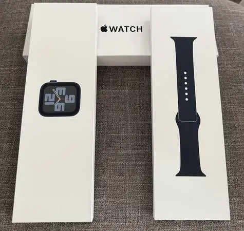 Apple Watch SE (2nd Gen) 44MM GPS, Newest Model! with Sport Band!