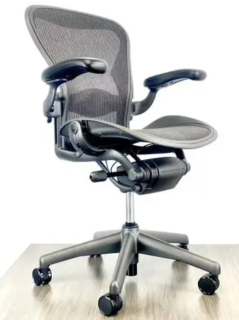 ♛ Herman Miller Aerons - Certified Pre-Owned Herman Miller Chairs
