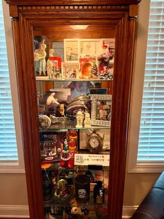 Curio cabinet