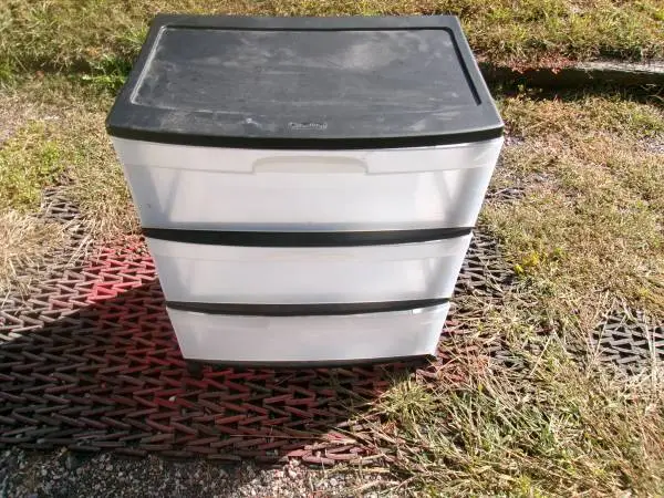 plastic rolling cabinet
