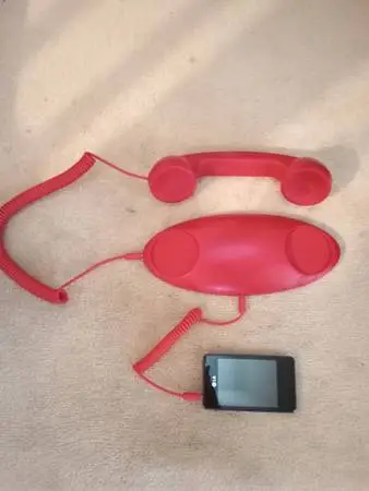 Native Union Retro Pop Phone