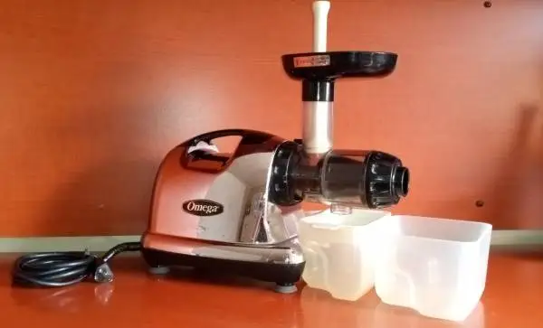 Omega Juicer
