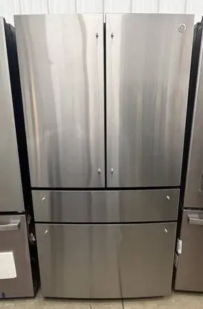 *Scratch & Dent* NEW GE Profile 4-Door Smart Fridge PGE29BYTFFS,