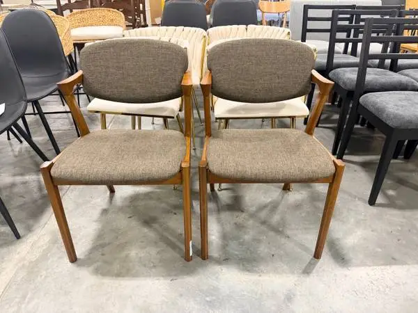 Coaster Malone Brown And Dark Walnut Dining Side Chairs (Set of 2)