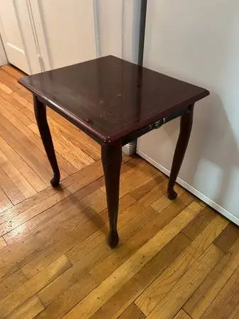 Small Wooden Cherry Bedside Bedroom Magazine Coffee Office End Table