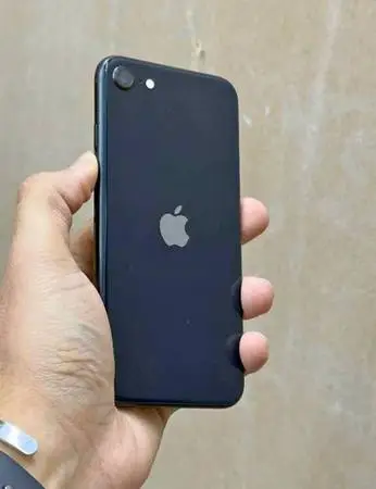 Apple IPhone SE Unlocked
