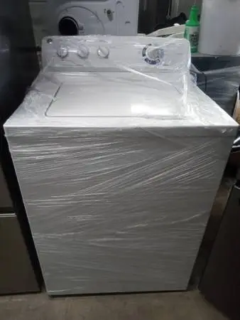 GE washer traditional style  3.8 cu ft with agitator