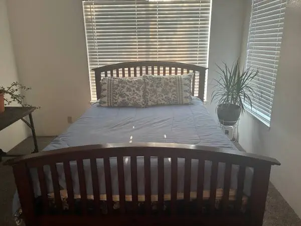 Moving sale