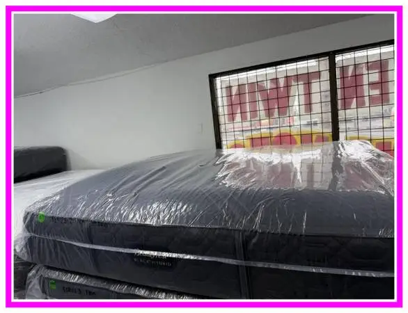 KING SIZE SIMMONS BEAUTYREST BLACK SERIES 2 (FIRM) HYBRID MATTRESS BED