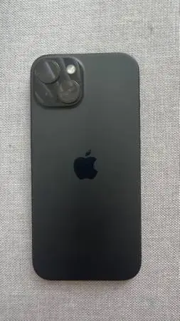 Black iPhone 15 128GB SIM Locked