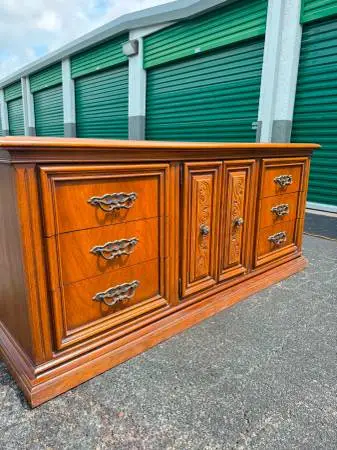 Mid Century Dresser By Broyhill