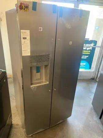 New Frigidaire refrigerator 33” width