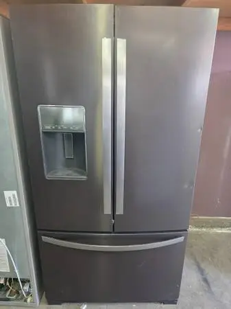 Whirpool refrigerator