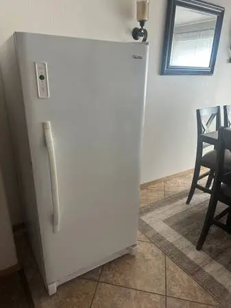 Working KENMORE upright freezer