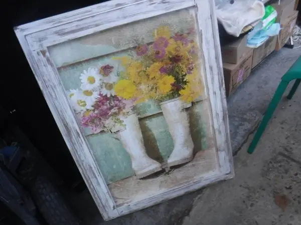 Wall Art Flowers in a Country Wood Frame