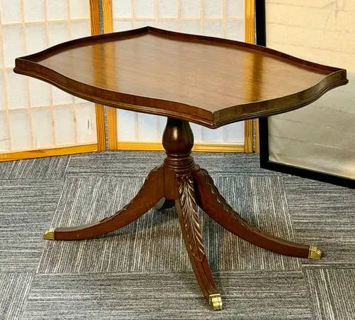 Duncan Phyfe Tea Table