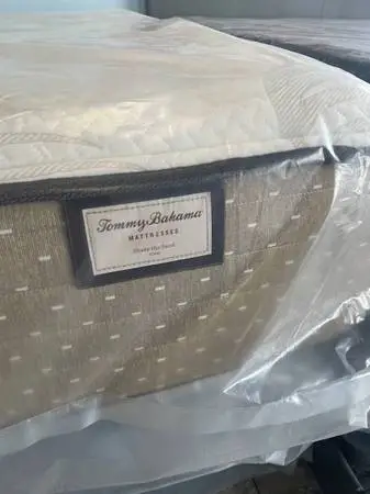 URGENT MATTRESS SALE SIMMONS STEARNS & FOSTER SEALY & MORE ALL NEW