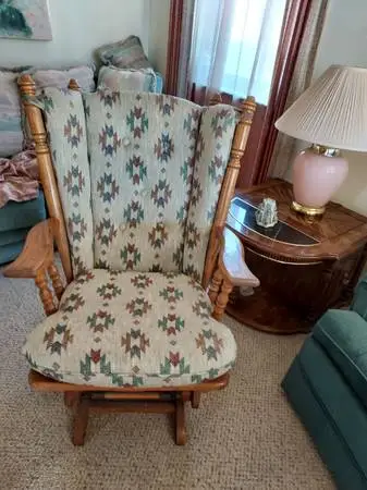 Rocking chair