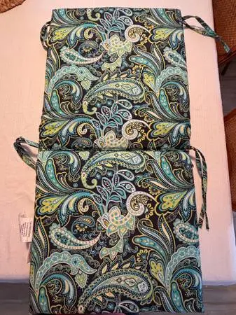 4 New Outdoor Chair Cushions