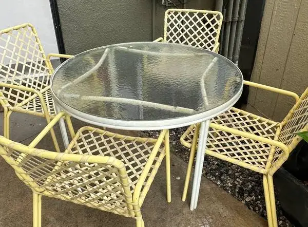 Vintage Brown Jordan Tamiami Patio Table & 4 Chairs-Sunburst Yellow