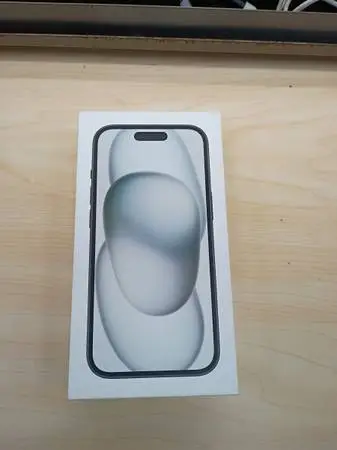 Apple iPhone 15