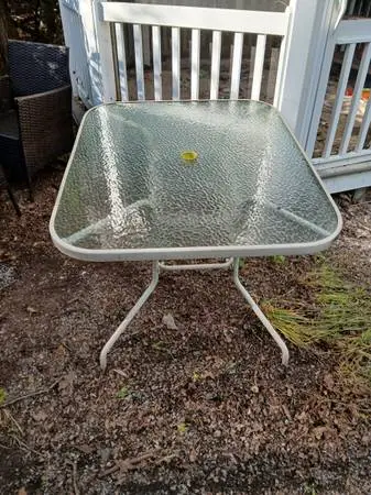 Moving Phil: outside table